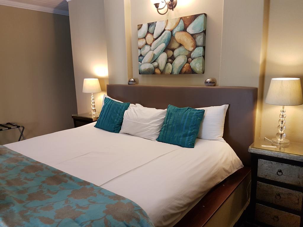 Santai Guesthouse Brits Eksteriør bilde