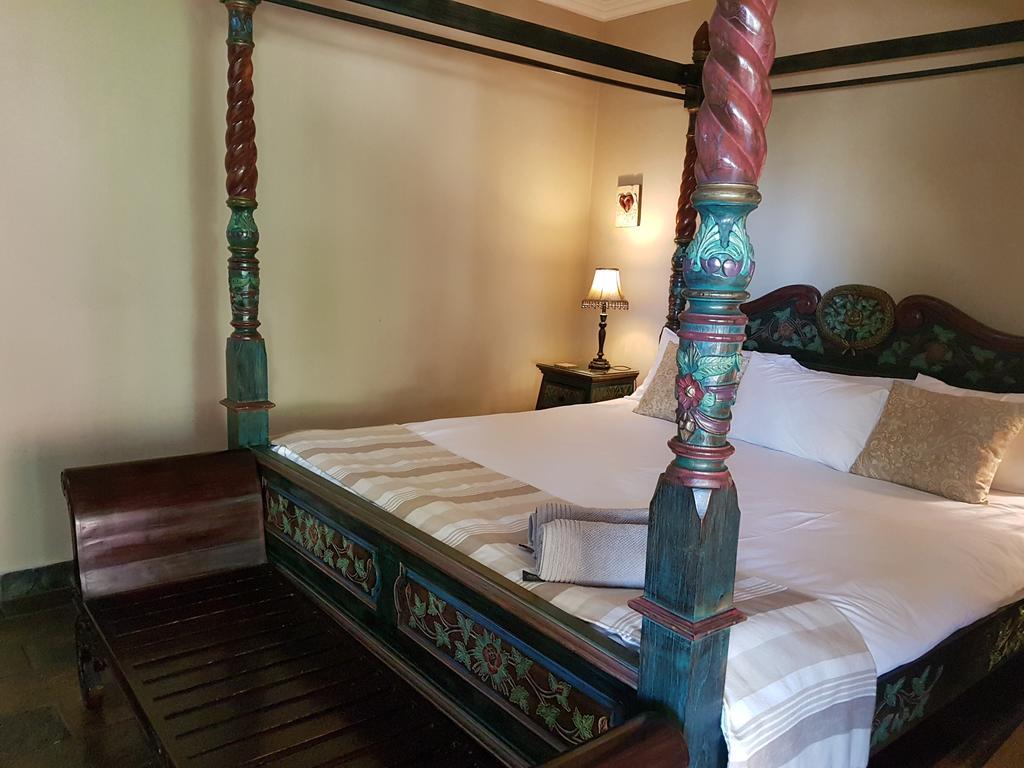 Santai Guesthouse Brits Eksteriør bilde